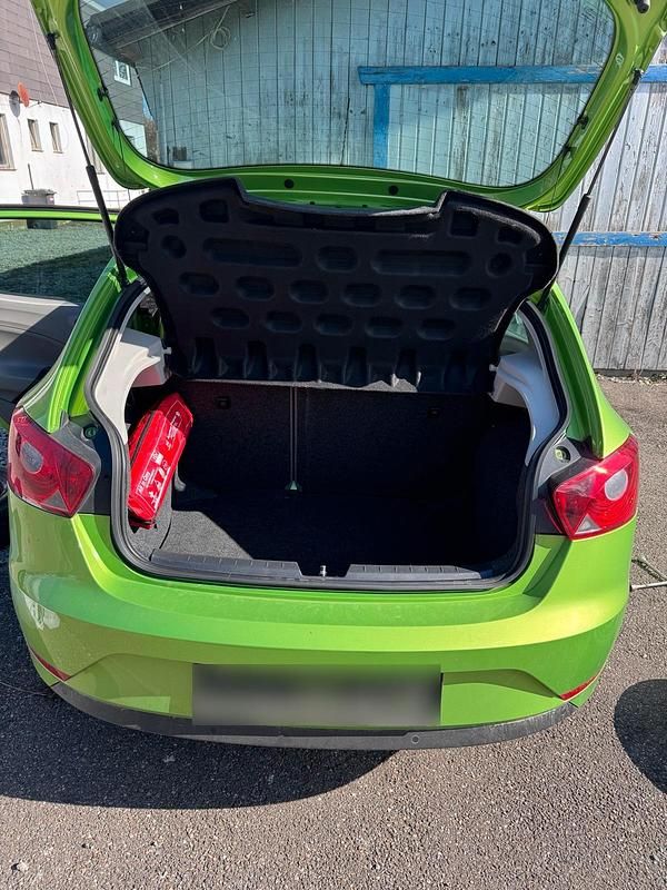Gebraucht Seat Ibiza Style 70 PS (51 kW) 2013 Grün Kleinwagen