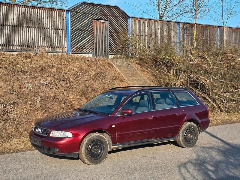 Rot Gebraucht 2000 Audi A4 Kombi | 999 € (Guter Preis) - Bild 1/4