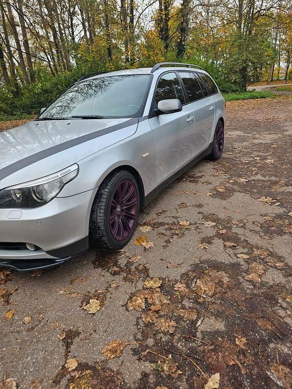 Gebraucht BMW 530 Performance 231 PS (169 kW) 2006 Silber Kombi