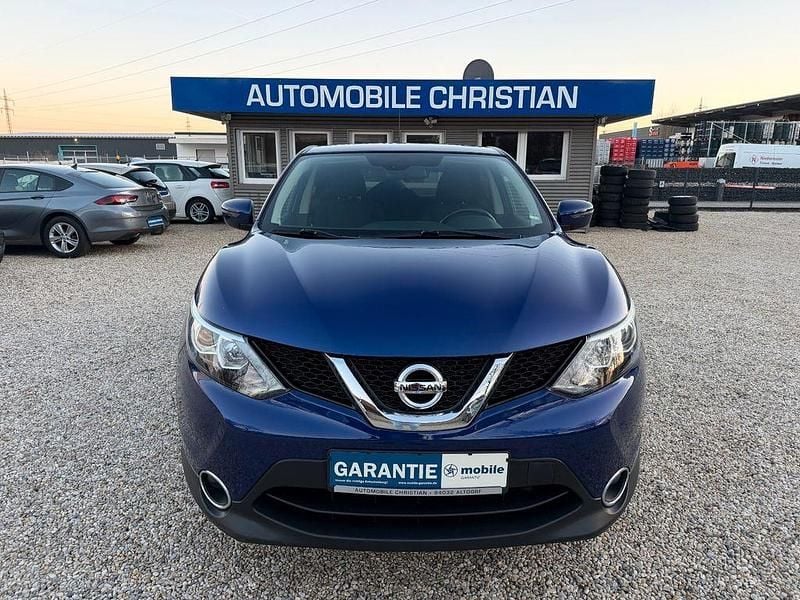 Gebraucht Nissan Qashqai 116 PS (85 kW) 2017 Blau SUV
