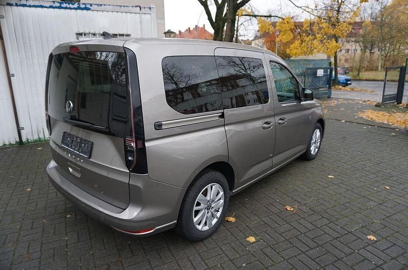 Gebraucht VW Caddy 109 PS (80 kW) 2022 Grau Van / Kleinbus