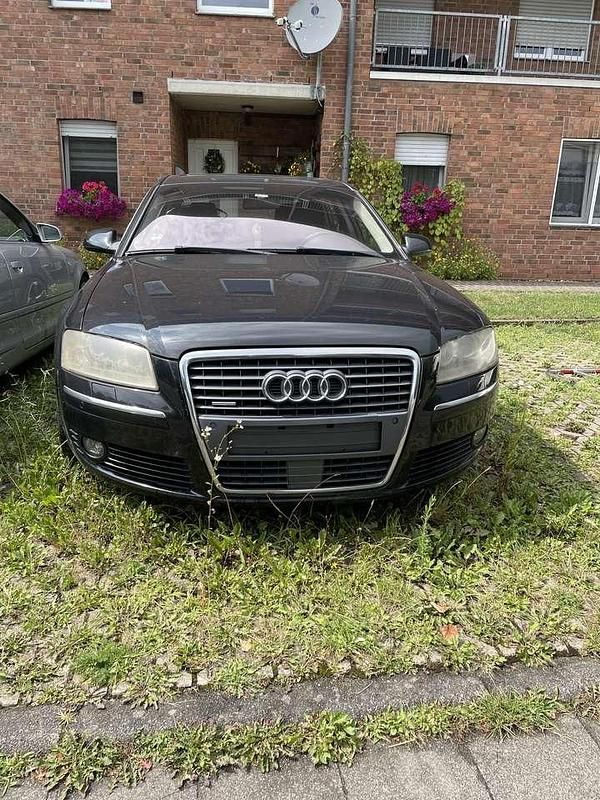 Gebraucht 2006 Audi A8 Limousine | 8.000 € - Bild 1/4