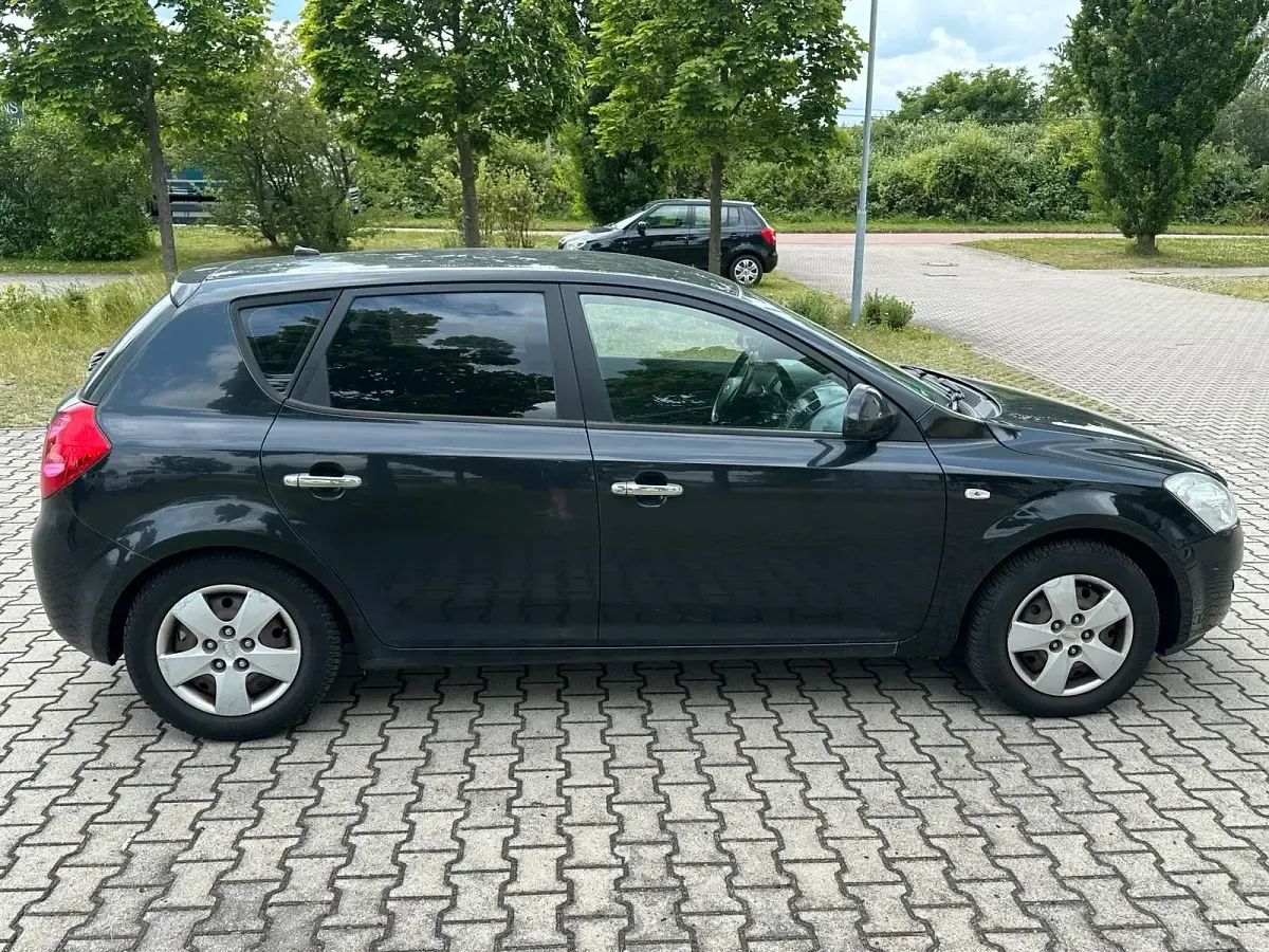 Gebraucht Kia Ceed 109 PS (80 kW) 2008 Kleinwagen