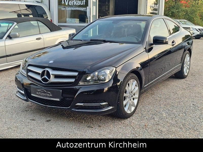 Gebraucht Mercedes C200 184 PS (135 kW) 2013 Schwarz Coupé