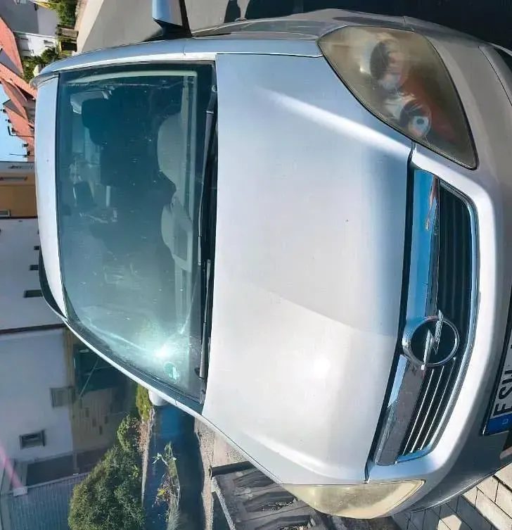 Używany Opel Zafira 150 KM (110 kW) 2005 Srebrny Minivan