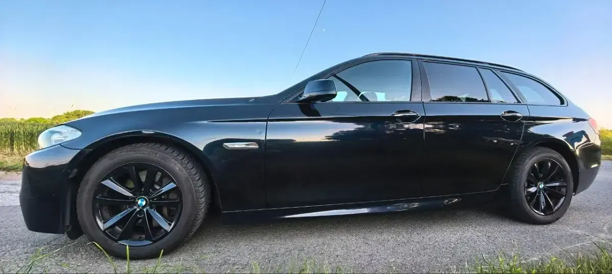 Gebraucht BMW 530 Shadowline 258 PS (189 kW) 2011 Schwarz Kombi