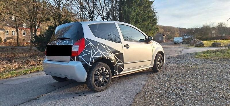 Gebraucht Citroën C2 Tonic 60 PS (44 kW) 2009 Silber Kleinwagen