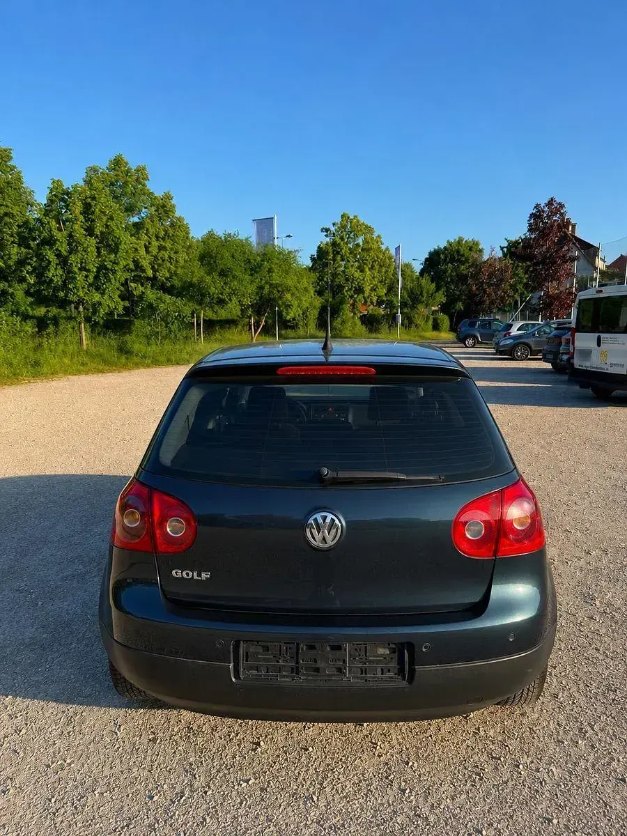 Gebraucht VW Golf V 80 PS (58 kW) 2007 Blau Limousine