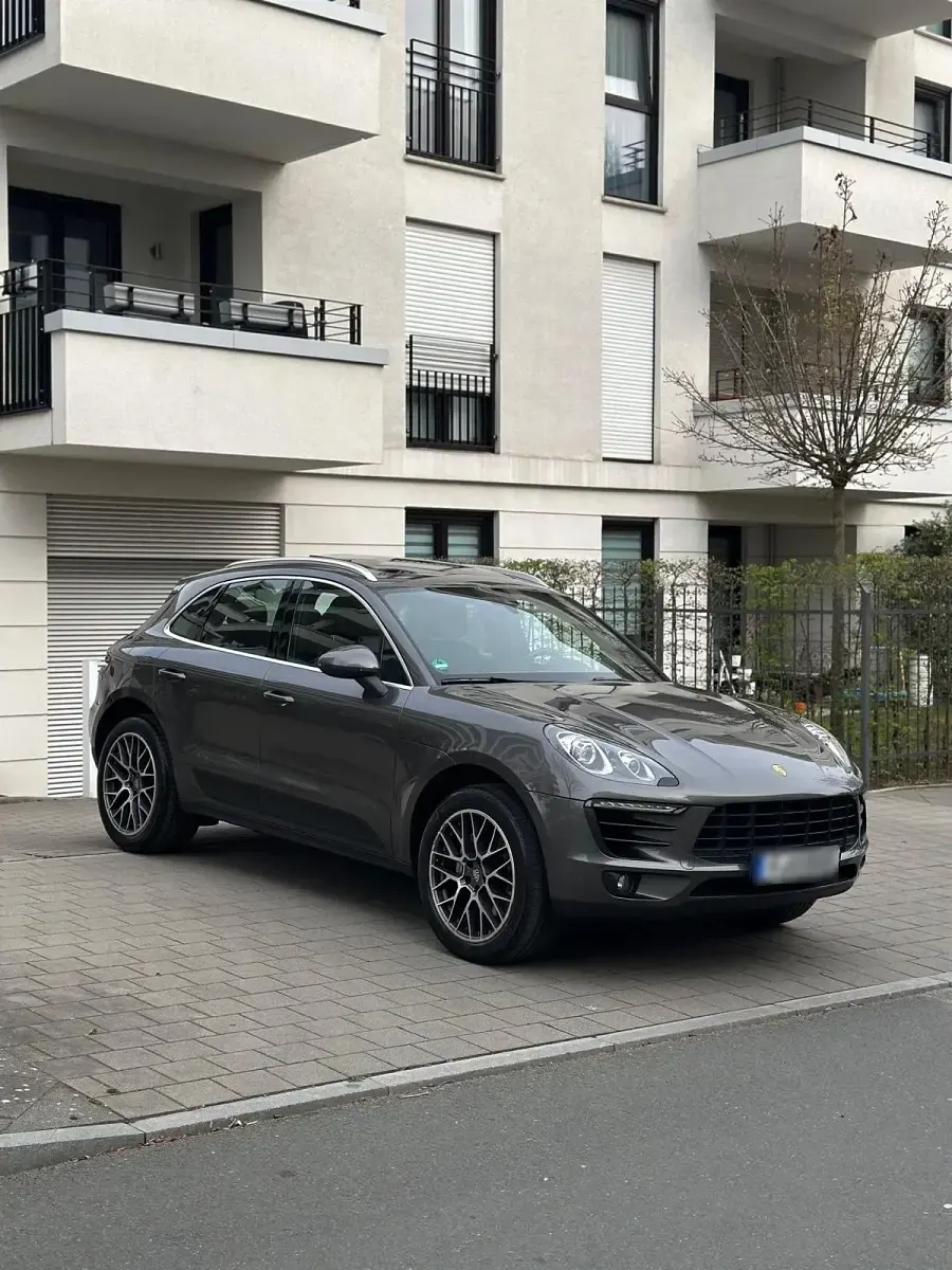 Gebraucht Porsche Macan 258 PS (189 kW) 2015 Grau SUV