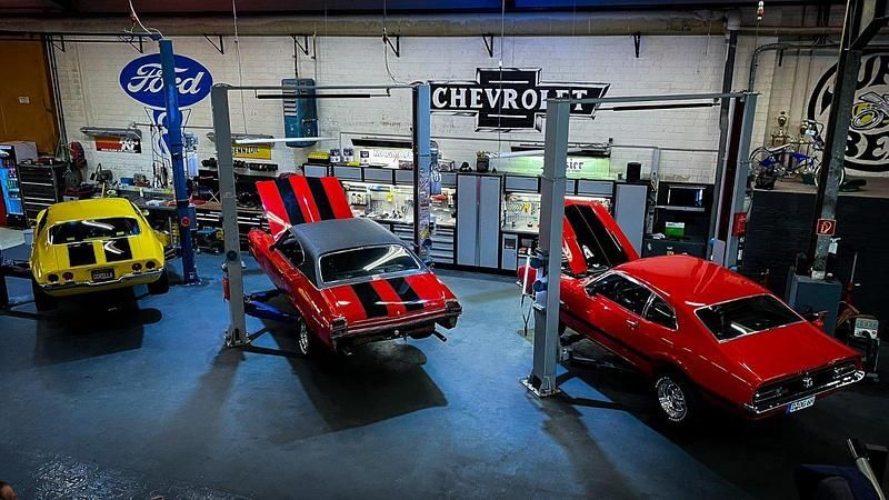 Gebraucht Ford V8 Fastback 220 PS (161 kW) 1974 Rot Coupé