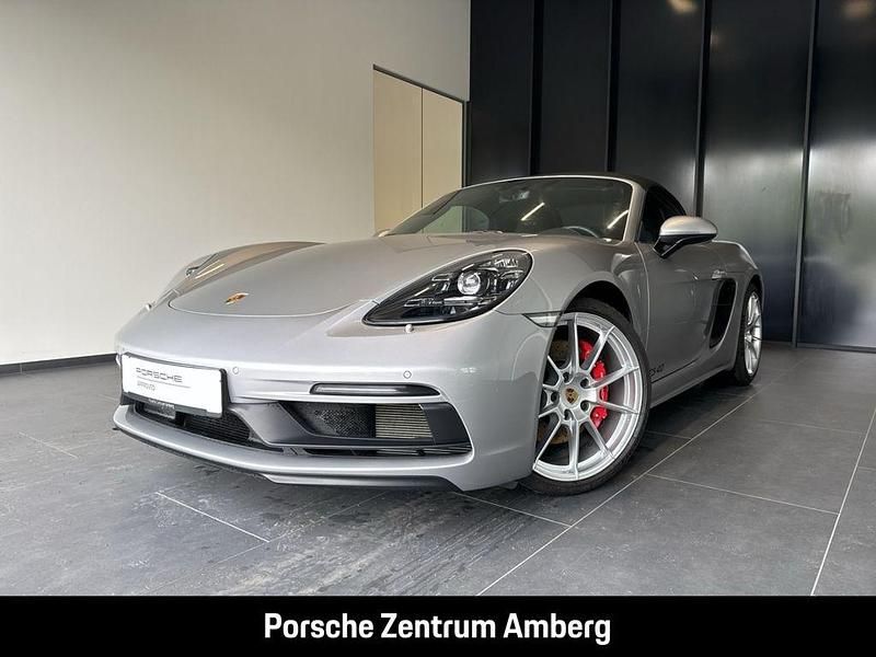 Gtsilbermetallic Gebraucht 2024 Porsche 718 Boxster Cabrio | 104.990 € (Fairer Preis) - Bild 1/4