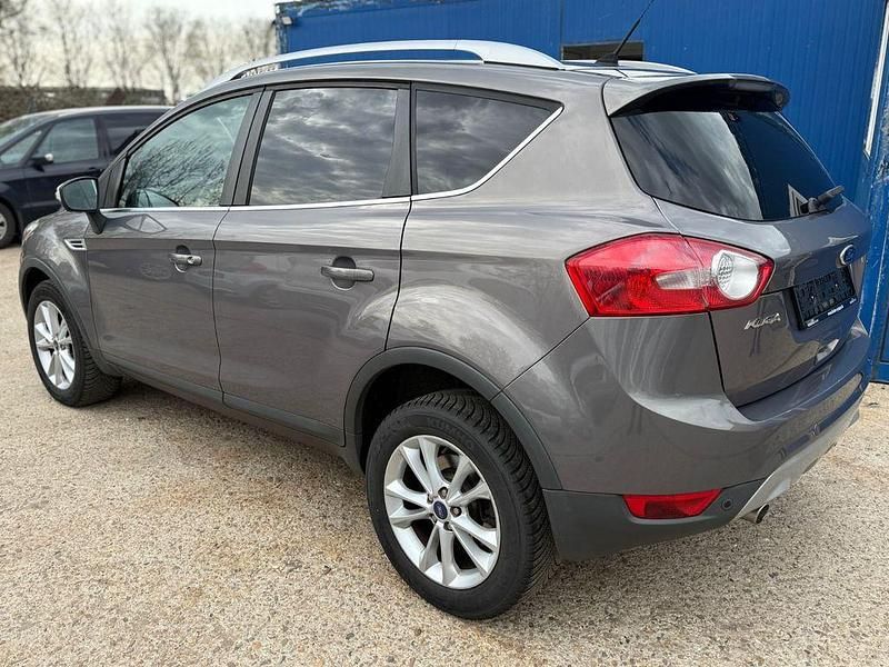 Gebraucht Ford Kuga Titanium 140 PS (102 kW) 2012 Brisbane braun (met.) SUV