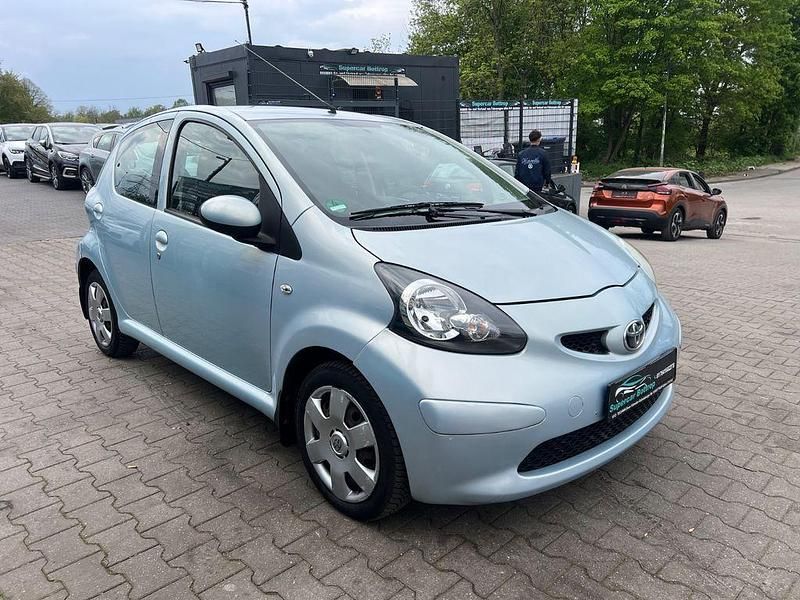 Gebraucht Toyota Aygo City 68 PS (50 kW) 2005 Blau Kleinwagen