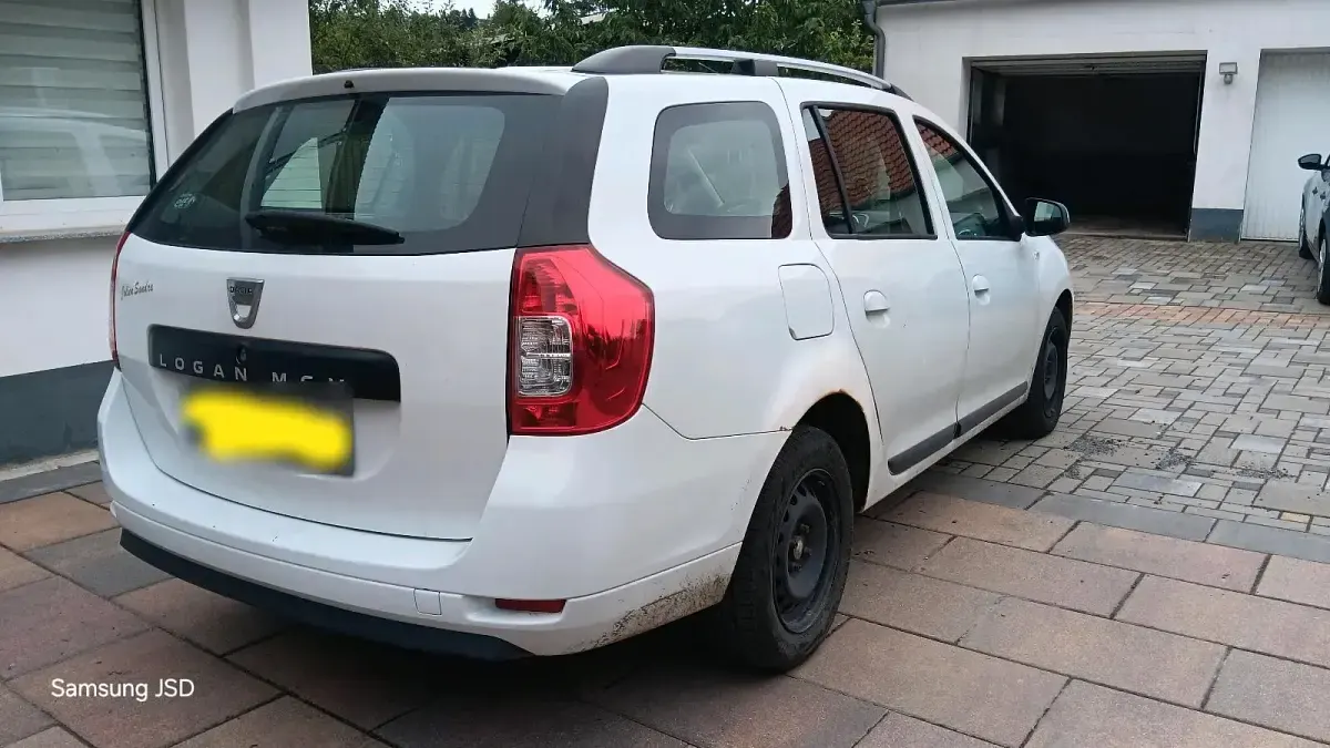 Gebraucht Dacia Logan 75 PS (55 kW) 2026 Weiß Limousine
