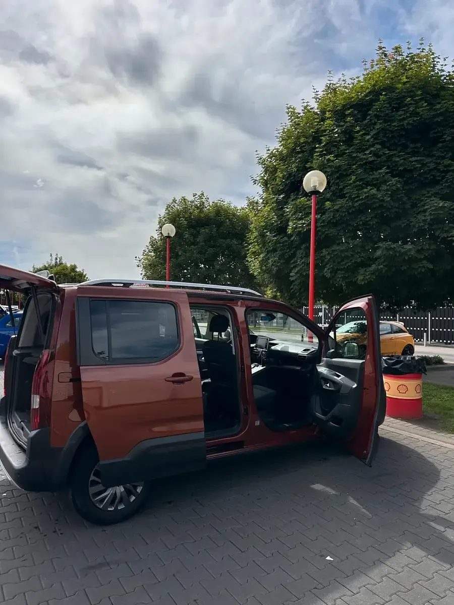 Gebraucht Peugeot Rifter Active 130 PS (95 kW) 2019 Andere farben Van / Kleinbus