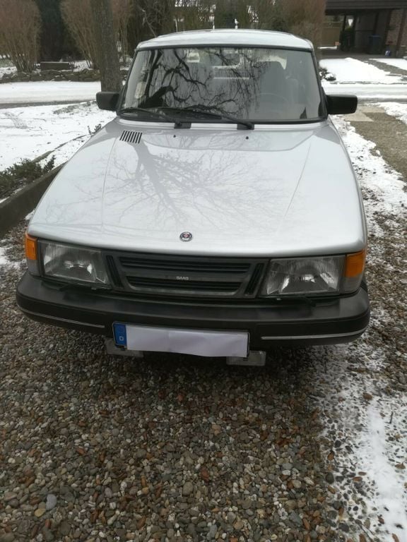 Gebraucht Saab 900 110 PS (80 kW) 1988 Silber Kleinwagen