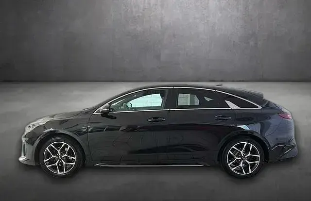 Gebraucht Kia ProCeed GT-Line 140 PS (102 kW) 2020 Schwarz metallic Kombi