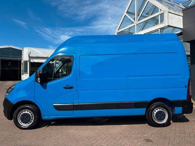 Gebraucht Opel Movano 136 PS (100 kW) 2021 Blau Van