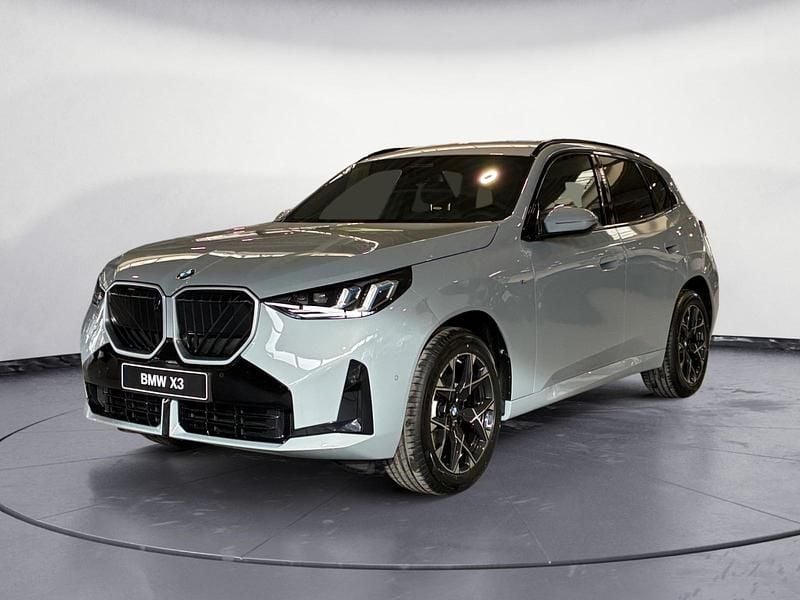 Grau Neu 2026 BMW X3 SUV | 62.880 € (Superpreis) - Bild 1/4