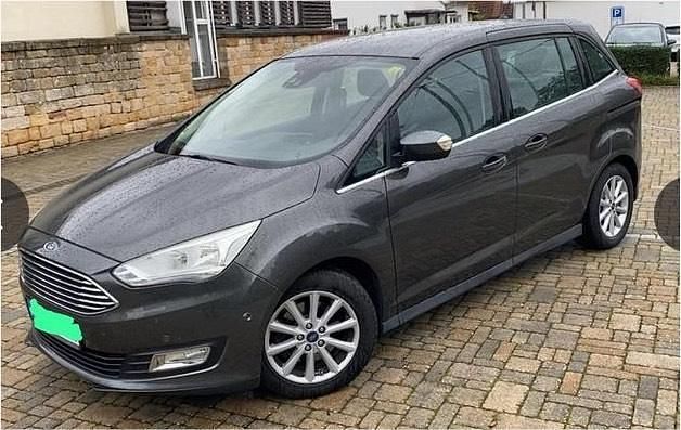 Grau Gebraucht 2018 Ford Grand C-Max Van / Kleinbus | 8.200 € (Superpreis) - Bild 1/4