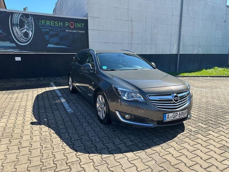 Gebraucht Opel Insignia Edition 163 PS (119 kW) 2014 Grau Kombi