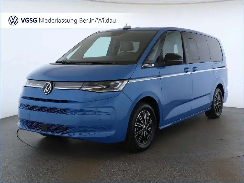 Używany VW Multivan Style 177 KM (130 kW) 2025 Niebieski Minivan