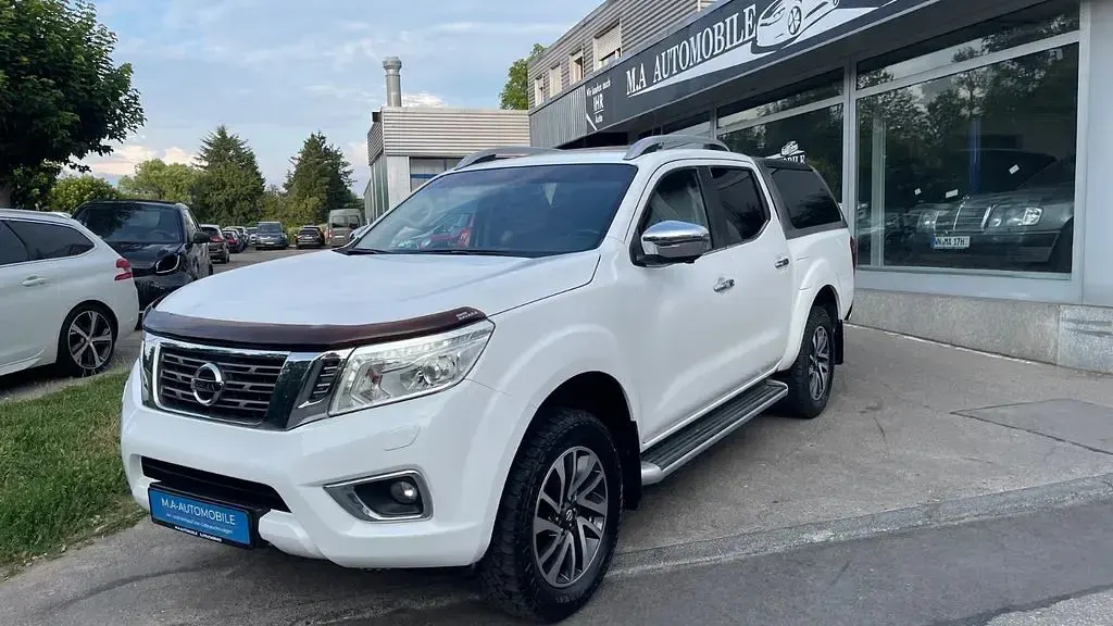 Gebraucht Nissan Navara Tekna 190 PS (139 kW) 2017 Weiß Pickup