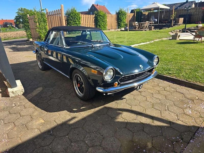Gebraucht Fiat 124 Spider 103 PS (75 kW) 1982 Grün Cabrio
