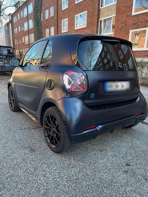 Gebraucht Smart ForTwo Coupé Brabus 60 kW (82 PS) 2022 Schwarz Coupé