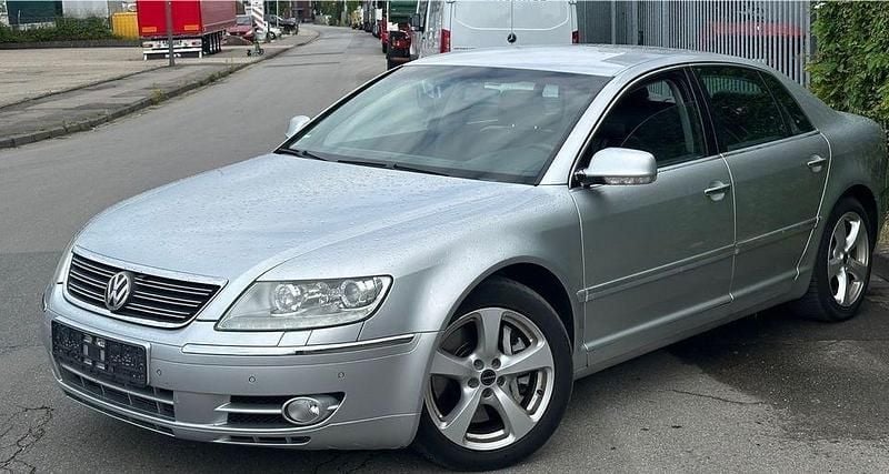 Silber Gebraucht 2007 VW Phaeton Limousine | 3.999 € (Fairer Preis) - Bild 1/4