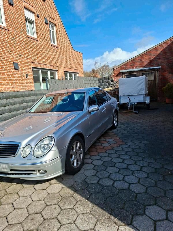 Gebraucht Mercedes E280 190 PS (139 kW) 2005 Silber Limousine
