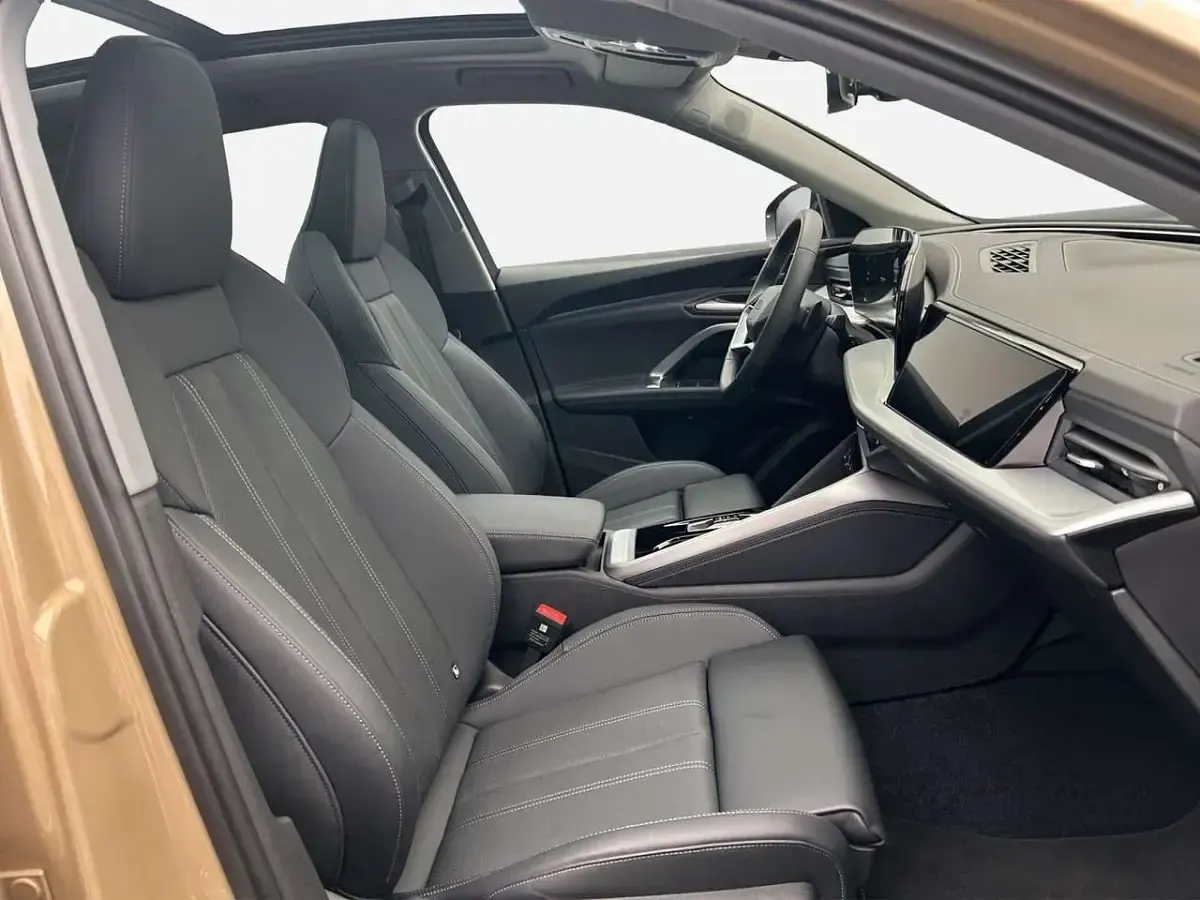 Gebraucht Audi Q5 Edition .1 204 PS (150 kW) 2025 Sakhirgold metallic SUV