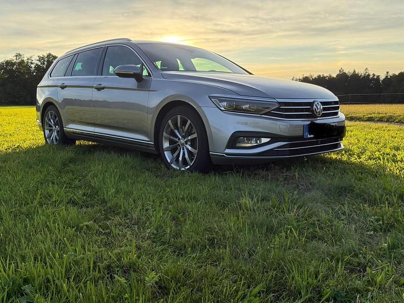 Gebraucht VW Passat S 190 PS (139 kW) 2020 Grau Limousine
