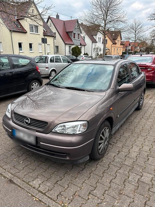 Gebraucht Opel Astra 75 PS (55 kW) 1998 Braun Limousine