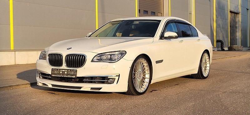 Gebraucht BMW 750 449 PS (330 kW) 2014 Weiß Limousine