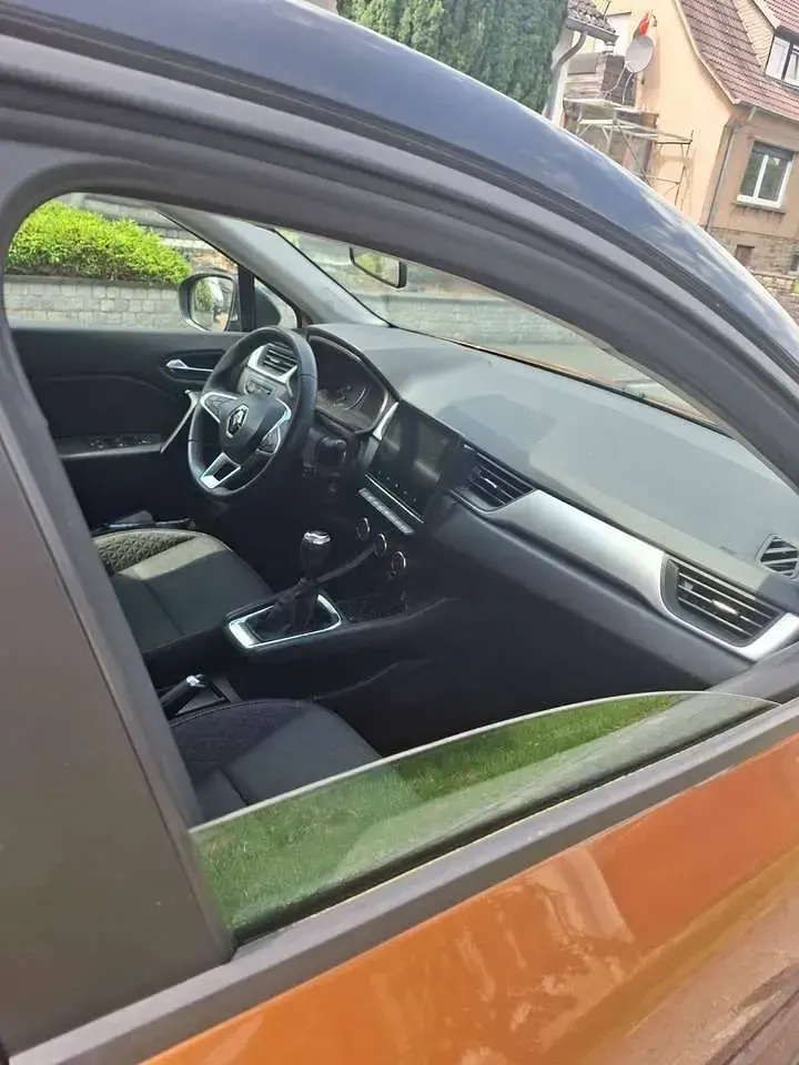 Gebraucht Renault Captur Zen 91 PS (66 kW) 2022 Orange SUV