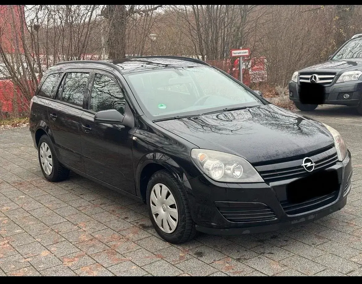 Gebraucht Opel Astra 90 PS (66 kW) 2005 Schwarz Kombi