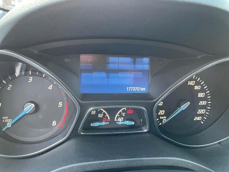 Gebraucht Ford C-MAX Titanium 140 PS (102 kW) 2014 Schwarz Van / Kleinbus