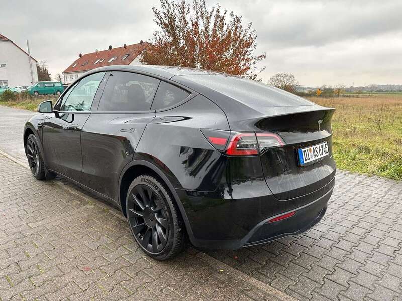 Verkauft Tesla Model Y Long Range Dual., gebraucht 2022, 14.900 km in  Bickenbach