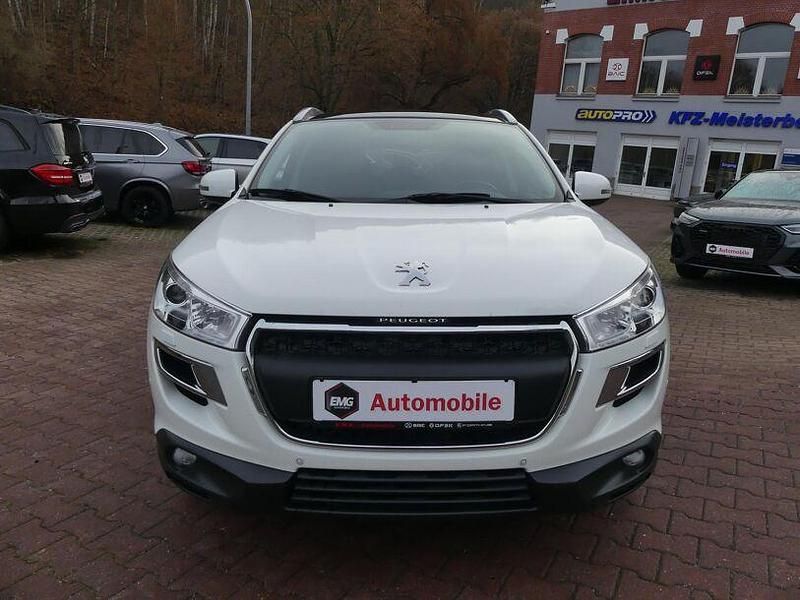 Gebraucht Peugeot 4008 114 PS (83 kW) 2016 Weiß SUV
