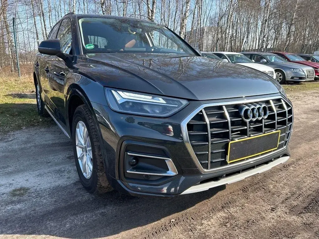 Gebraucht Audi Q5 Sport 163 PS (119 kW) 2023 Manhattangrau SUV