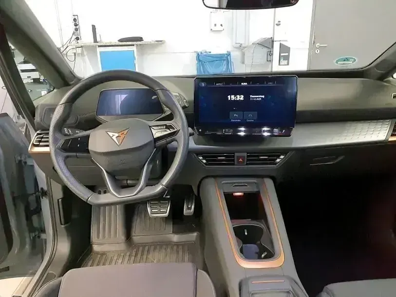 Second-hand Cupra Born 150 kW (204 CP) 2023 Gri Hatchback