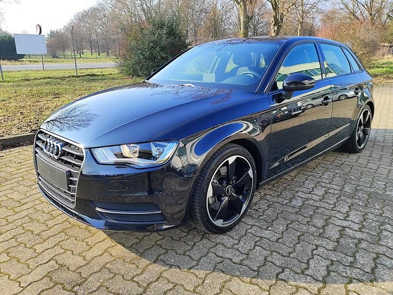 Gebraucht Audi A3 Attraction 179 PS (131 kW) 2013 Phantomschwarz perleffekt Limousine