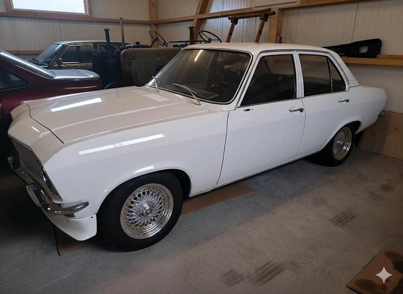 Gebraucht Opel Ascona 90 PS (66 kW) 1971 Weiß Limousine