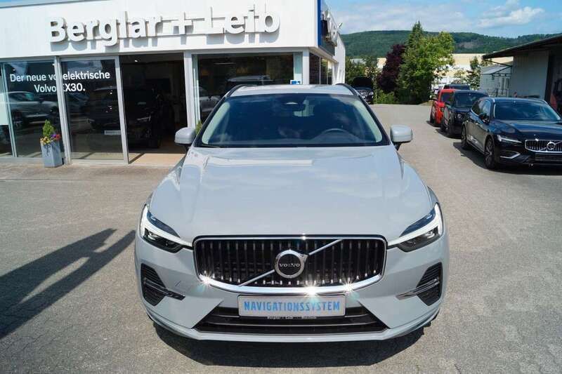Vapour grey Gebraucht 2023 Volvo XC60 Core SUV | 39.990 € (Superpreis) - Bild 1/4