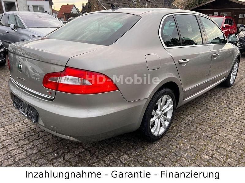 Gebraucht Skoda Superb Elegance 170 PS (125 kW) 2011 Beige Limousine