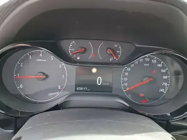 Gebraucht Opel Corsa Edition 101 PS (74 kW) 2020 Power orange/dynamik orange Kleinwagen