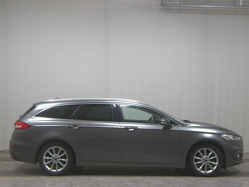 Grau Gebraucht 2020 Ford Mondeo Titanium Kombi | 11.980 € (Superpreis) - Bild 1/4