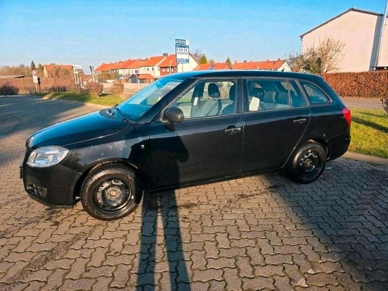 Second-hand Skoda Fabia 69 CP (50 kW) 2009 Negru Break