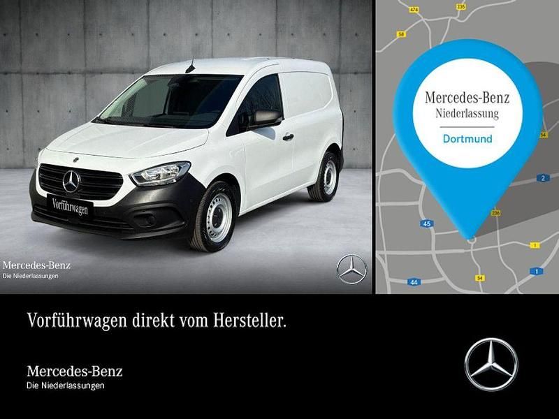 Weiß Gebraucht 2023 Mercedes Citan 112 Van / Kleinbus | 23.657 € (Etwas zu teuer) - Bild 1/4
